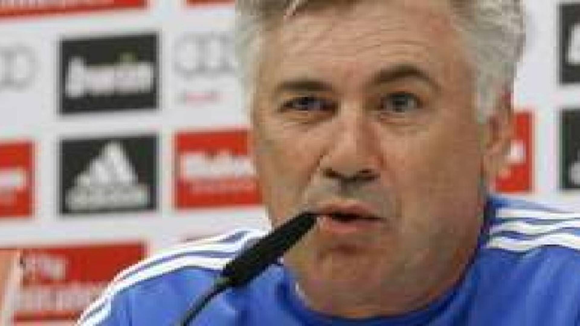 أنشيلوتي: متمسكون بأمل تتويج لقب الدوري الاسباني رغم تفوق برشلونة