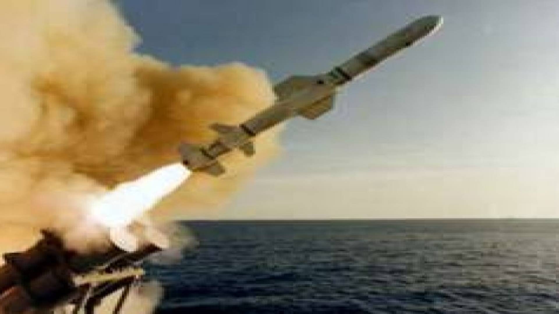 جيش الإحتلال الإسرائيلي يجري تجربة على صواريخ بعيدة المدى