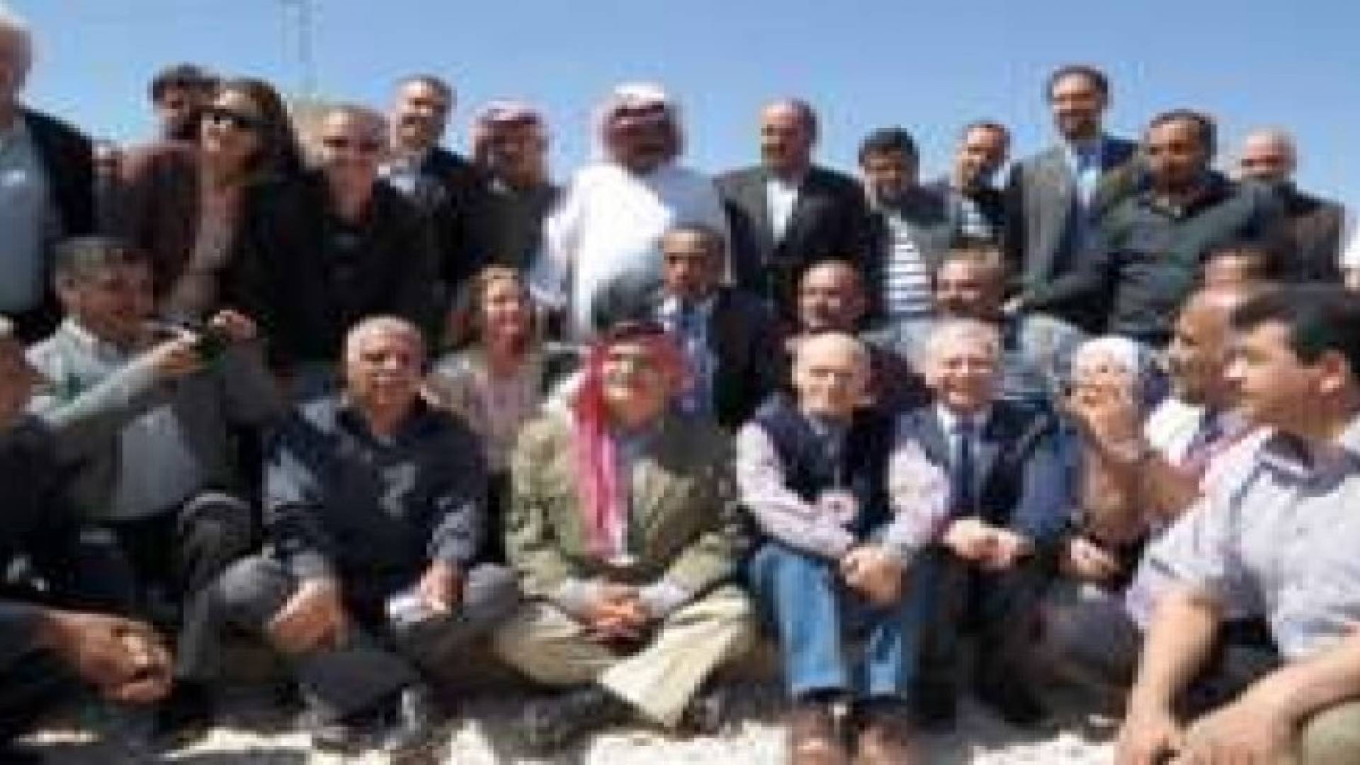 الأمير الحسن بن طلال يدشن مشاريع مياه في لواء البادية الشمالية الشرقية