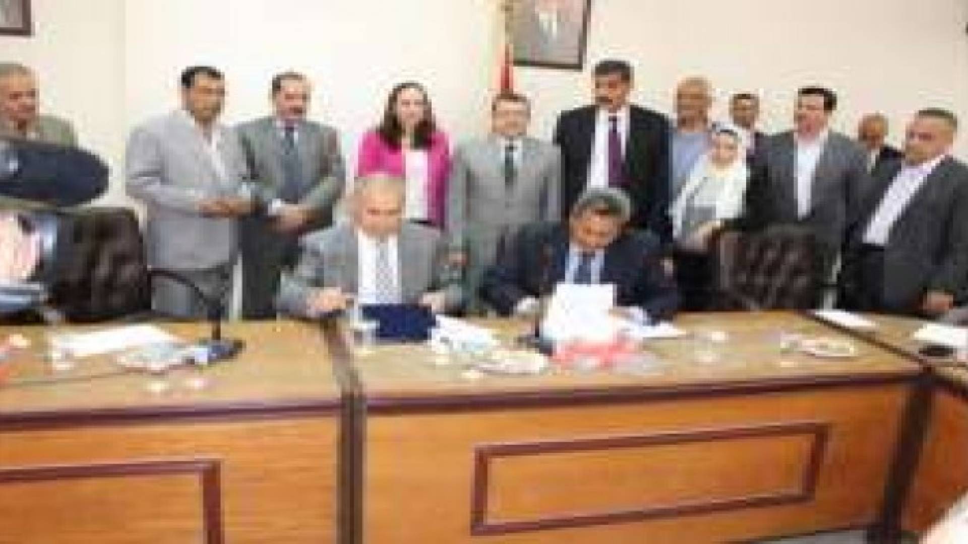 اتفاقية شراكة بين غرفة صناعة الزرقاء وغرفة تجارة المفرق