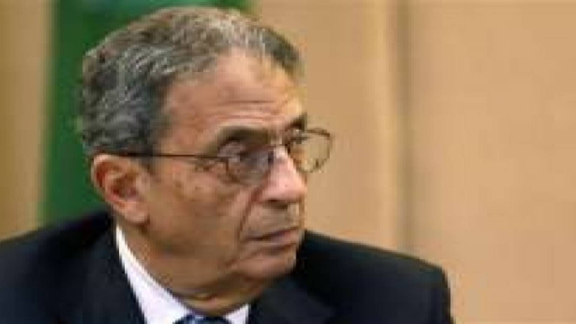 موسى يشيد بنجاحات الأردن ويدعو إلى نظام إقليمي عربي جديد