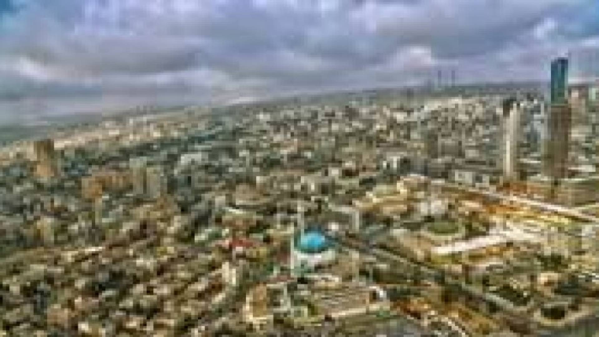انخفاض على درجات الحراره و رياح نشطه تهب على البلاد