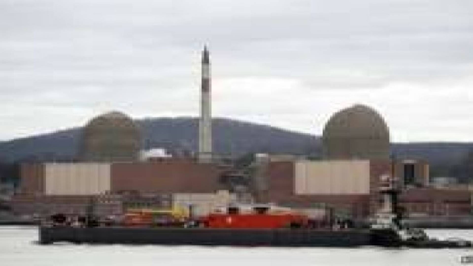 انفجار في المحول الكهربائي لمحطة نووية بنيويورك