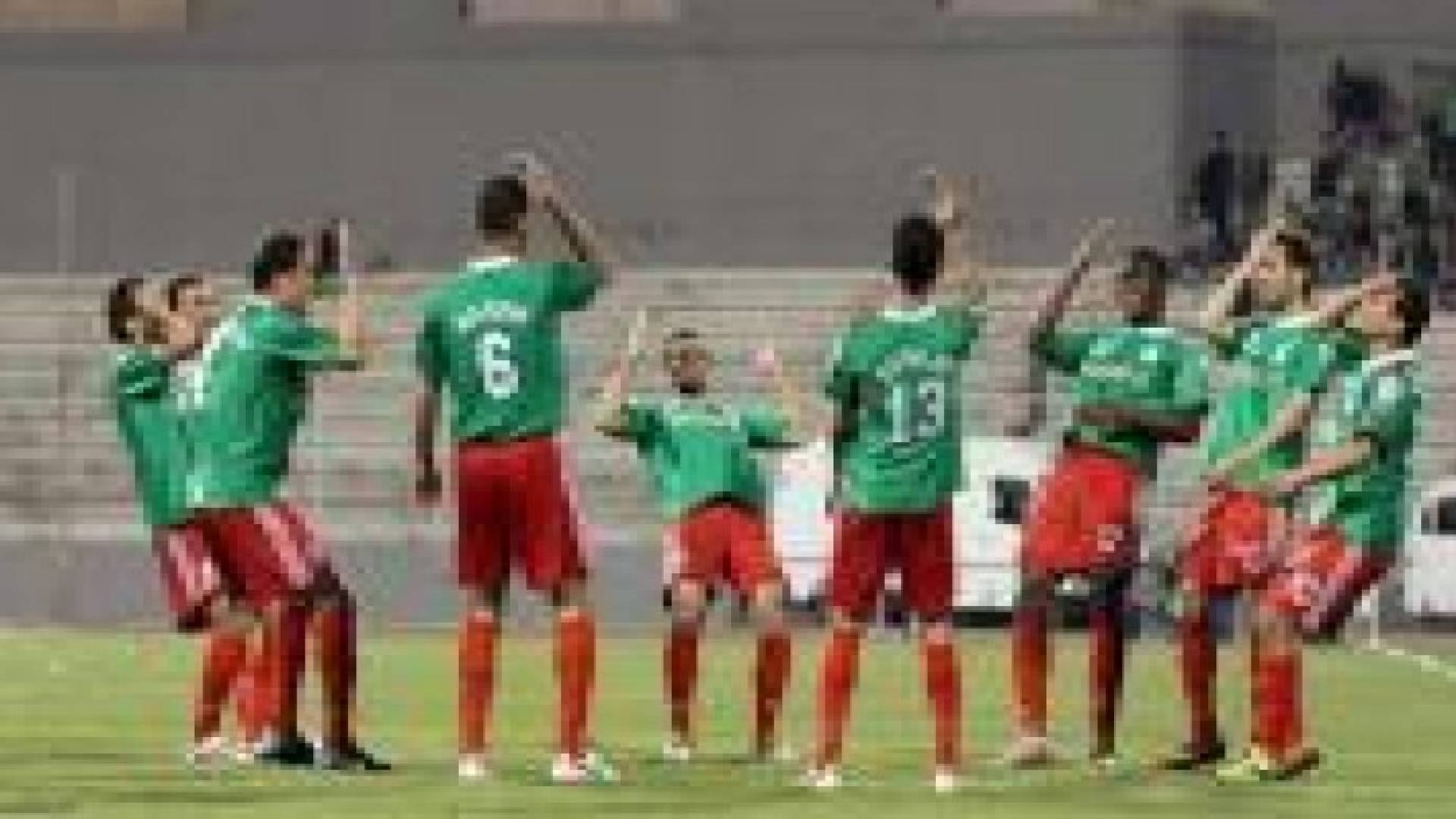 الوحدات يفوز على النهضة العماني ويتصدر مجموعته