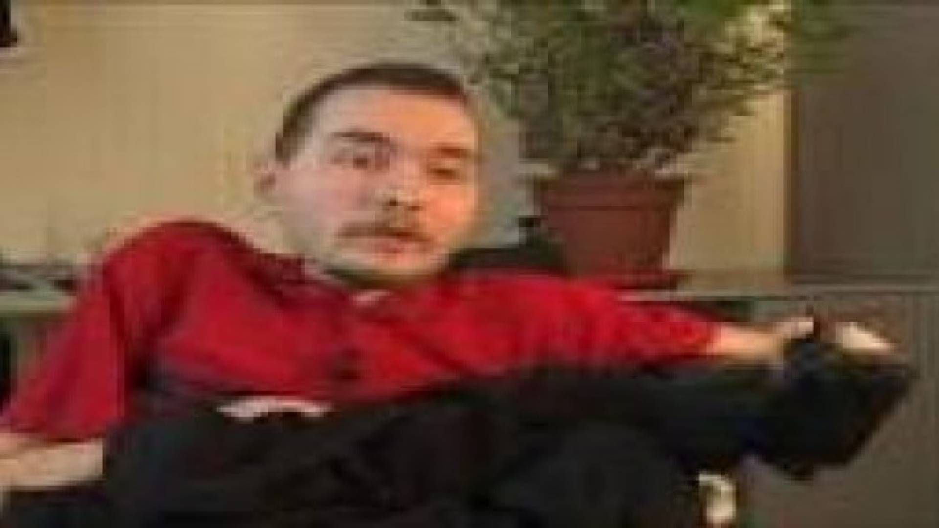 مقعد روسي يبحث عن جسد يزرع عليه رأسه
