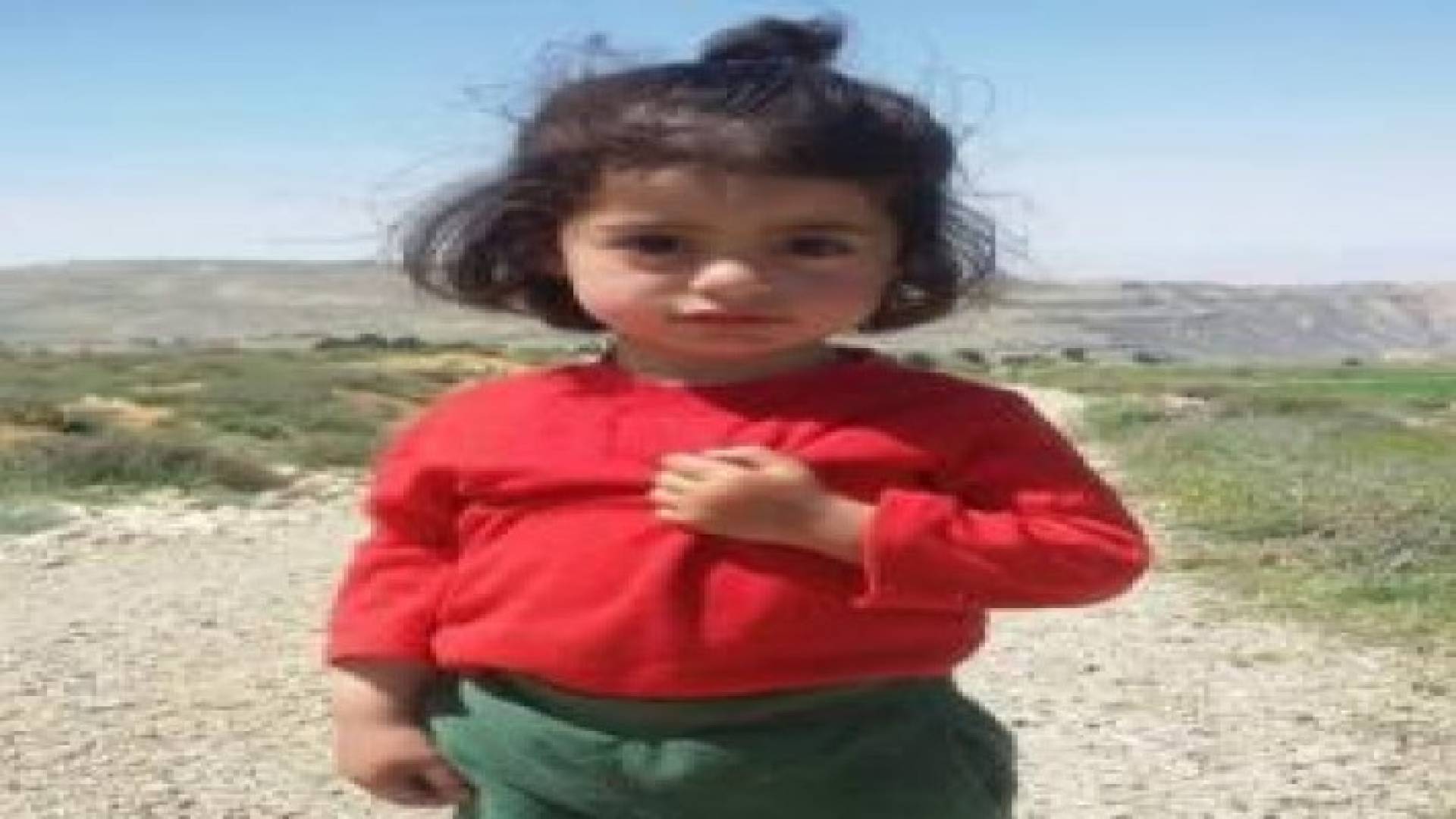 سائق متهور يدهس طفلة ويلوذ بالفرار في الطفيلة