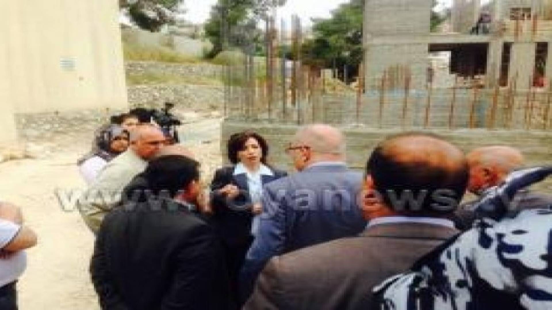 "هلسة" يبدأ جولة تفقدية لمشاريع محافظة البلقاء