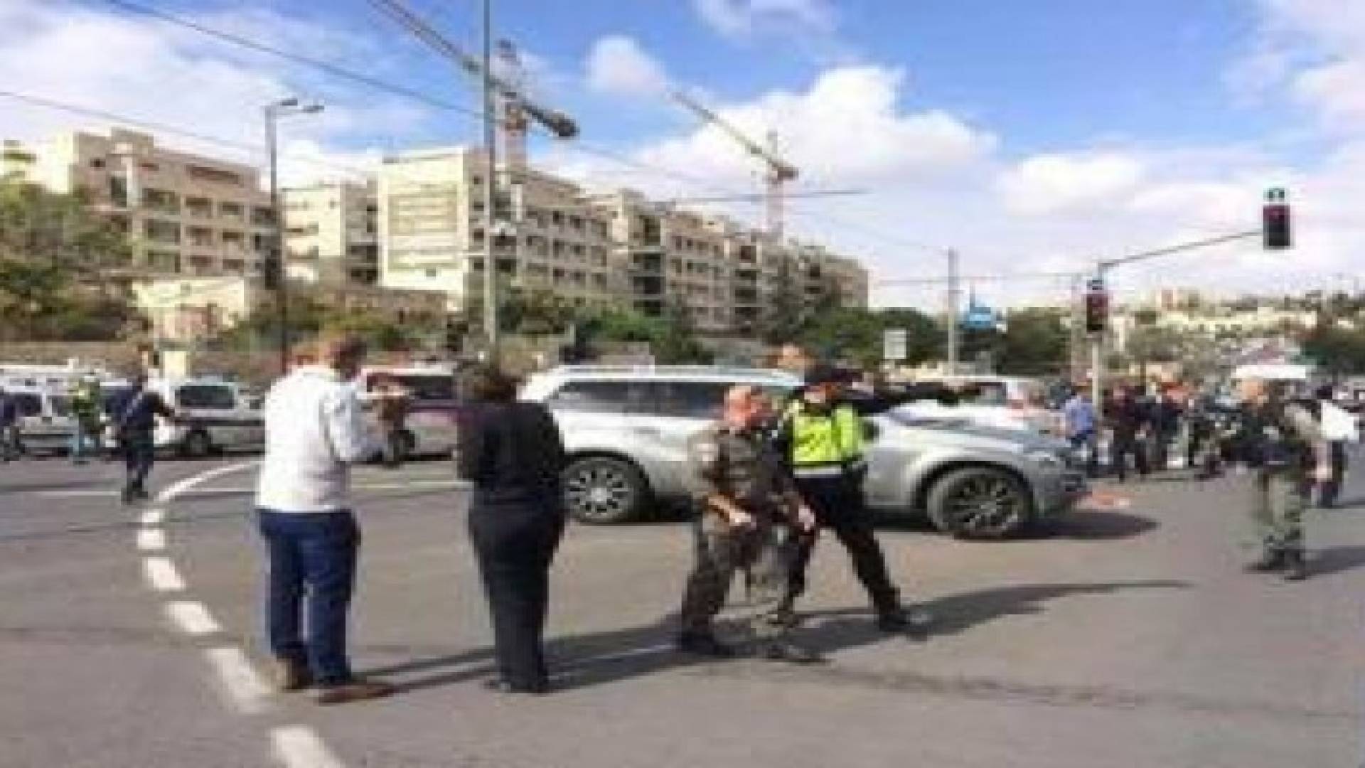 إصابة 3 عناصر من قوات الاحتلال في حادث دهس جنوبي الضفة