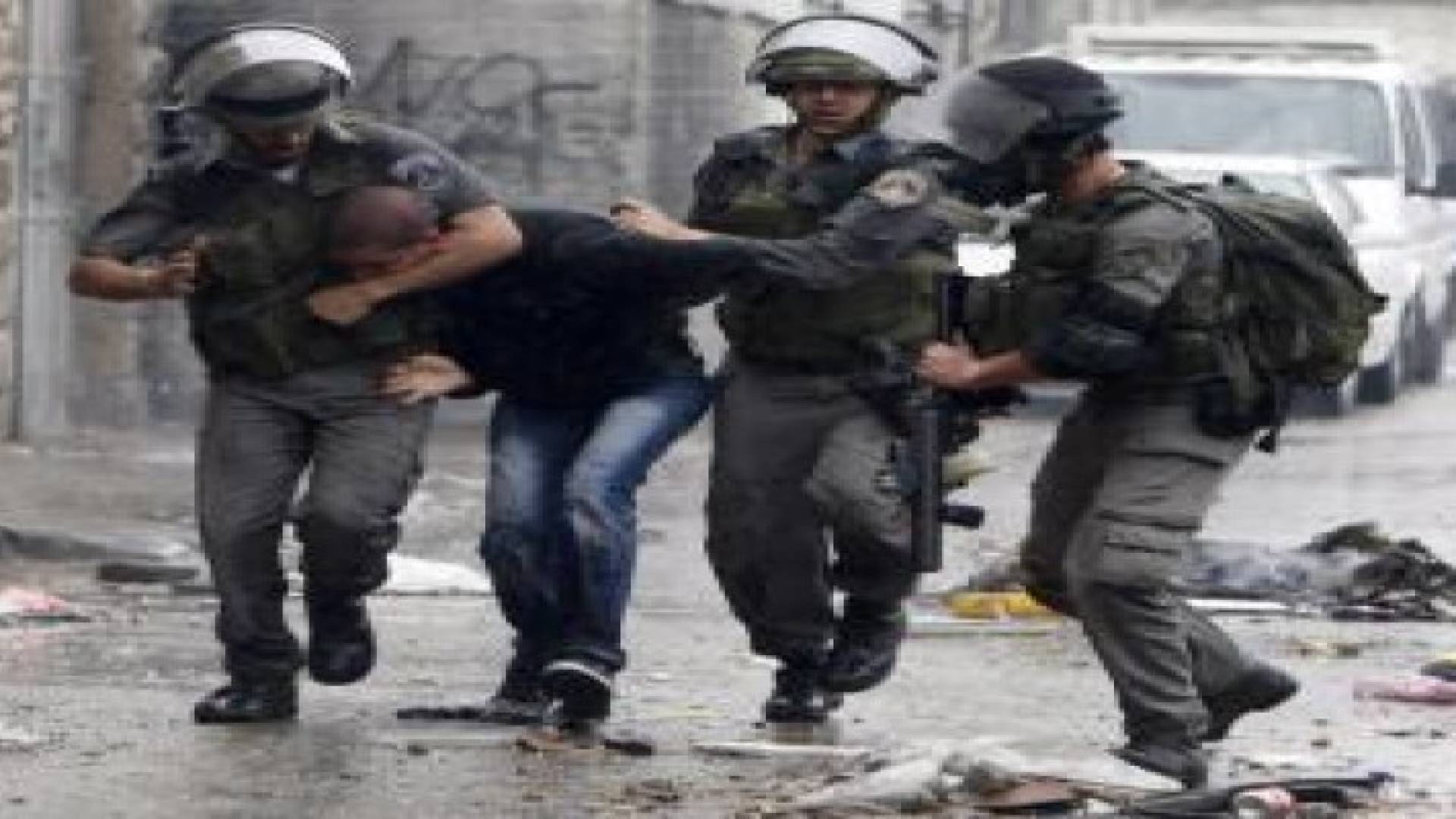 اعتقالات ومواجهات في القدس بسبب مسيرة استيطانية
