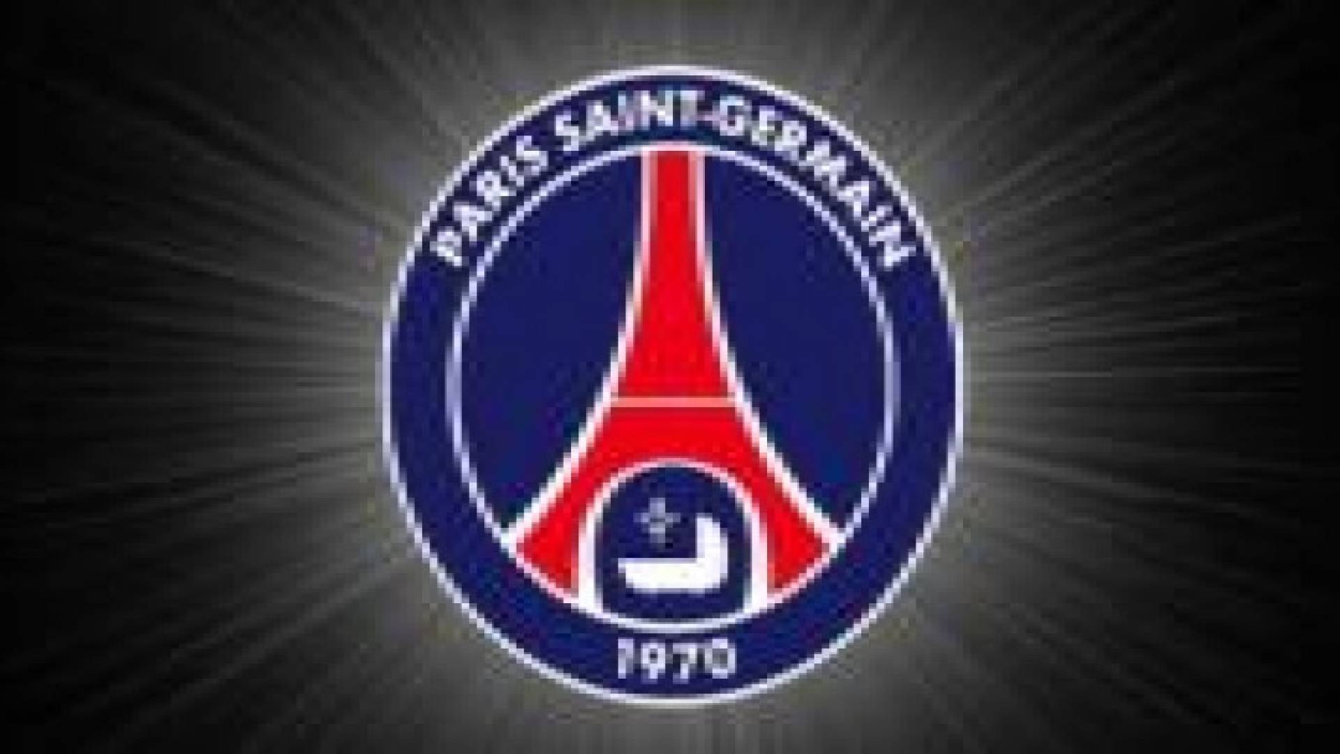 باريس سان جيرمان يحتفظ بلقب الدوري الفرنسي لكرة القدم