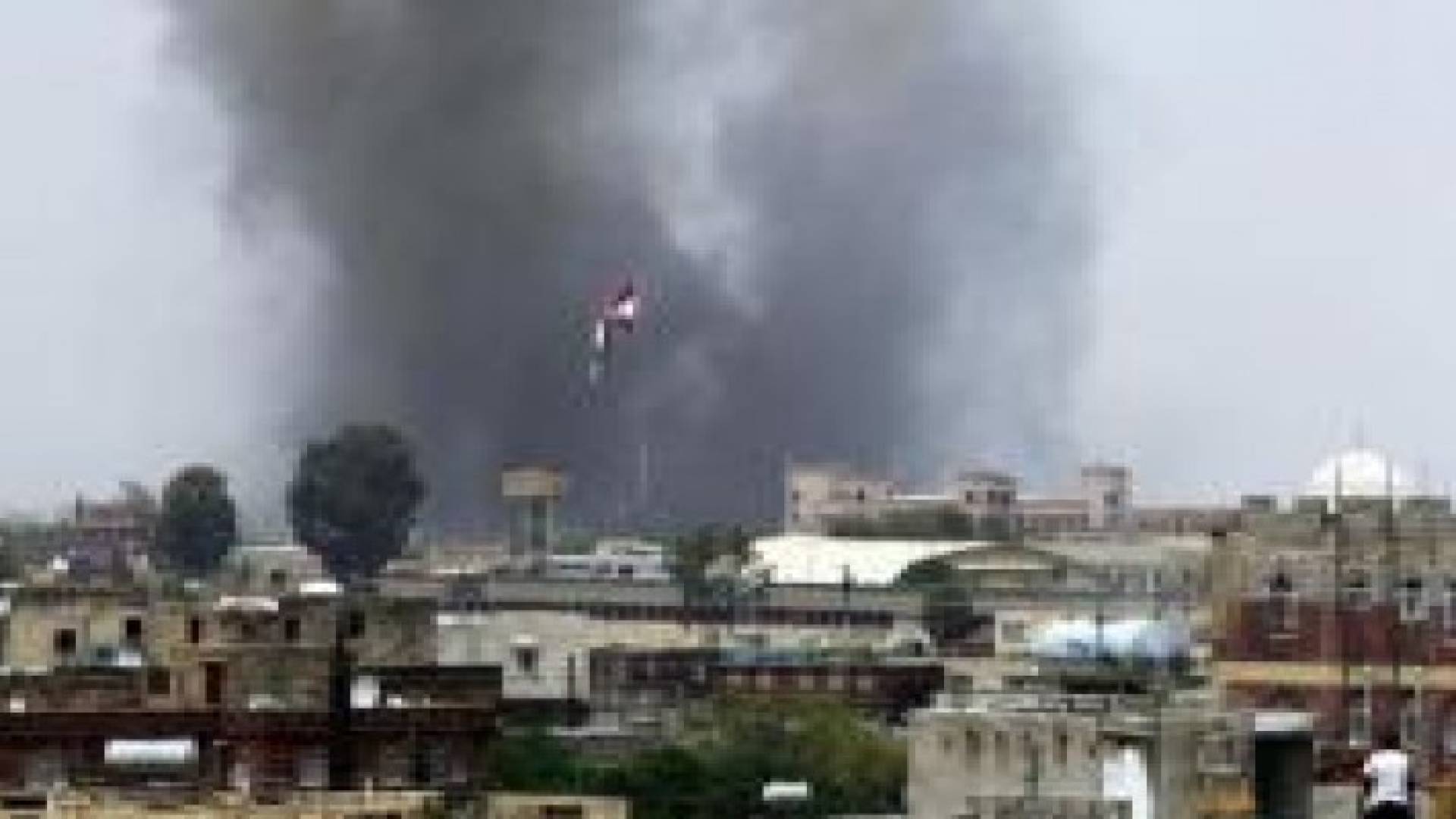 غارات على الحوثيين في عدن بعد انتهاء الهدنة