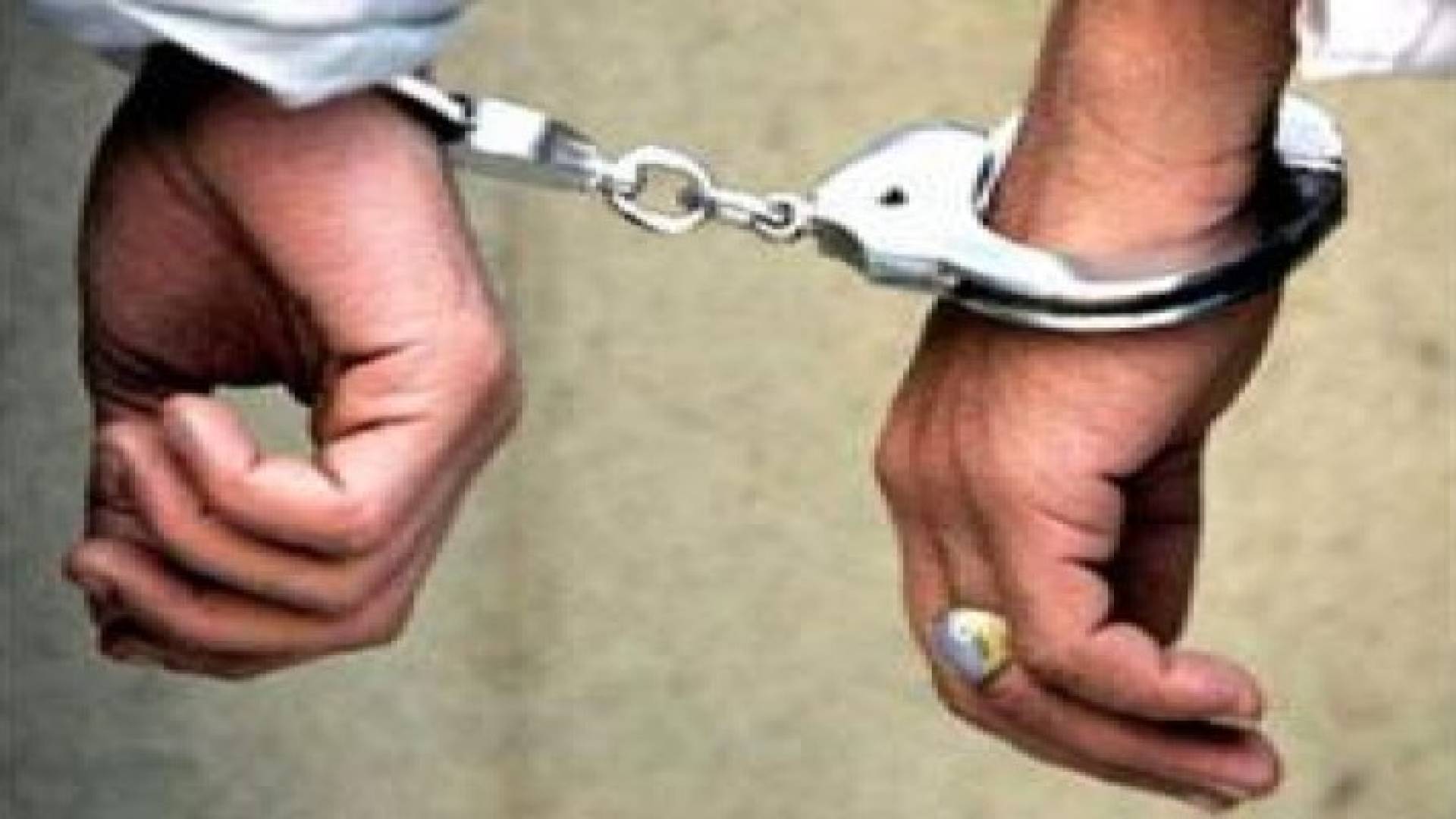 القبض على شخصين اقدما على قتل شخص ورميه في بئر ماء
