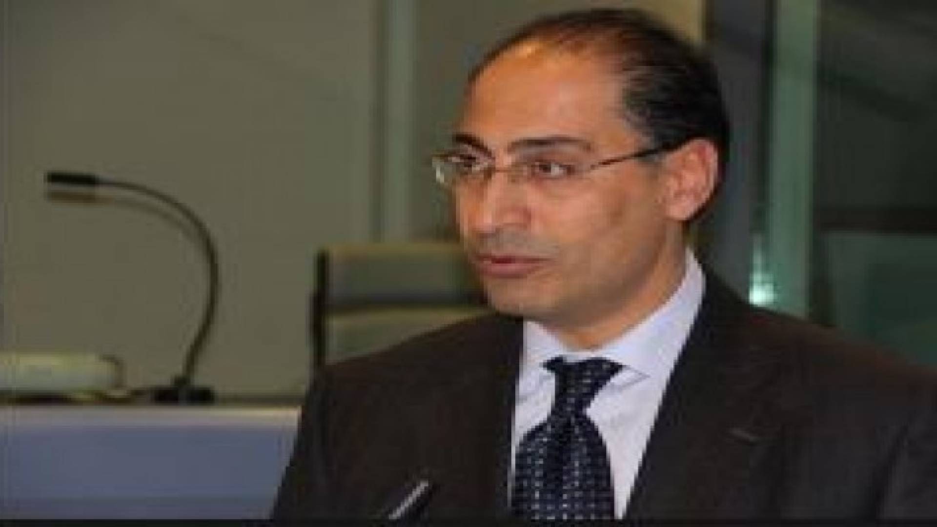 وزير الطاقة : الحكومة احالت المرحلة الاولى من مشاريع الطاقة المتجددة بقدرة 500 ميجا واط