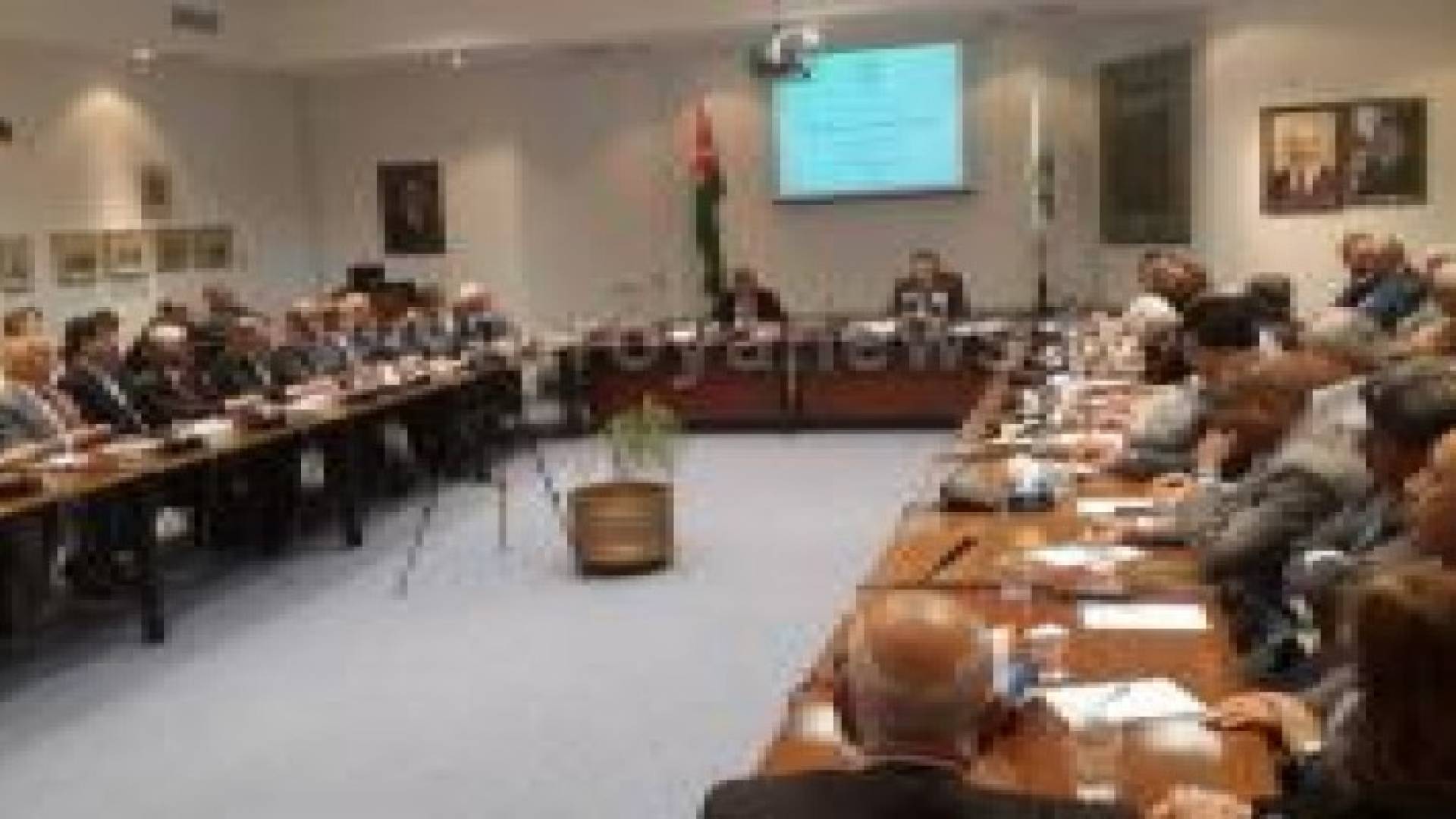 الرفاعي : "القضية الفلسطينية هي القضية المركزية وهي عنوان كرامة العرب"