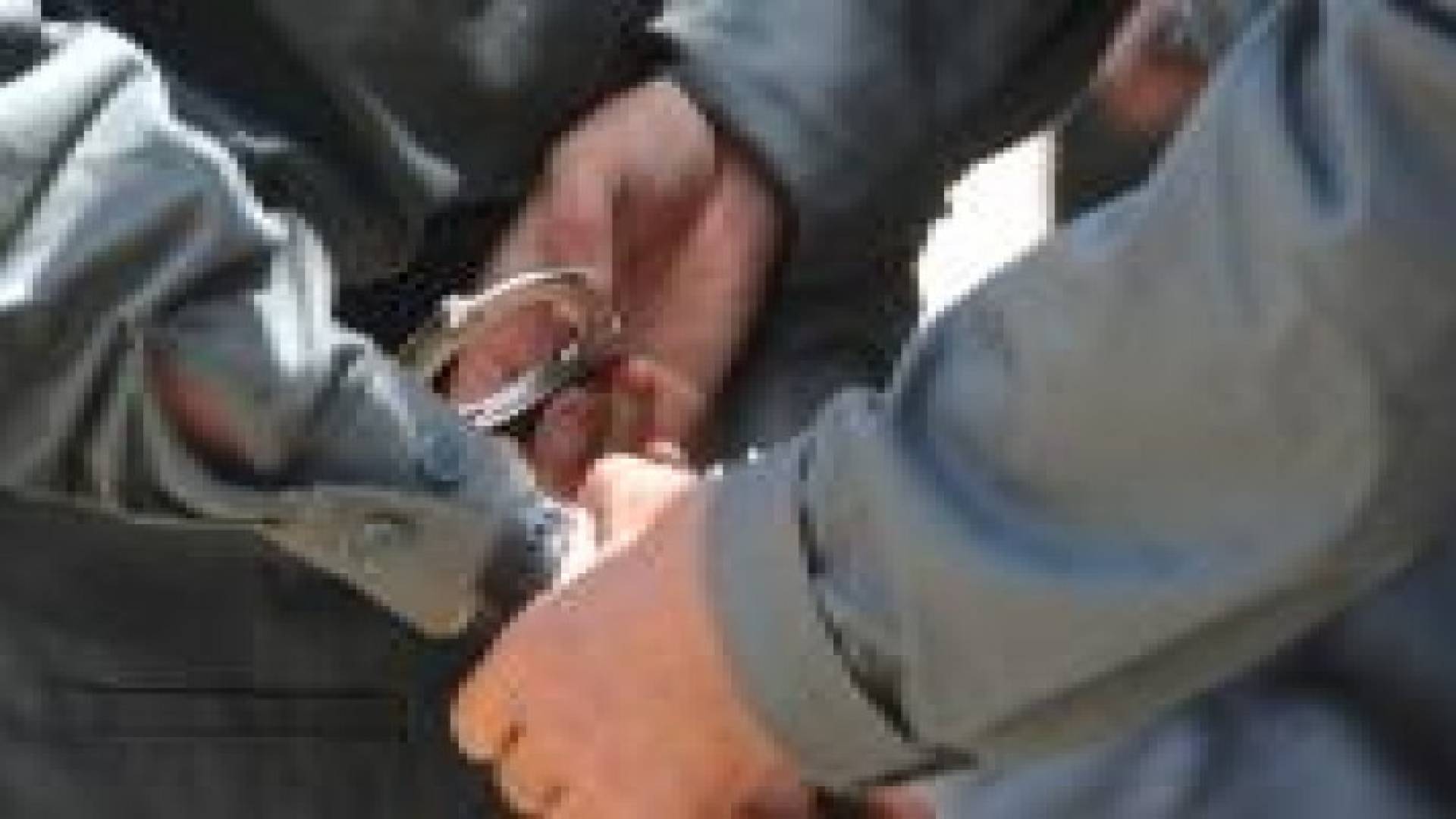 البحث الجنائي يكشف عددا من قضايا السرقات ويلقي القبض على مرتكبيها