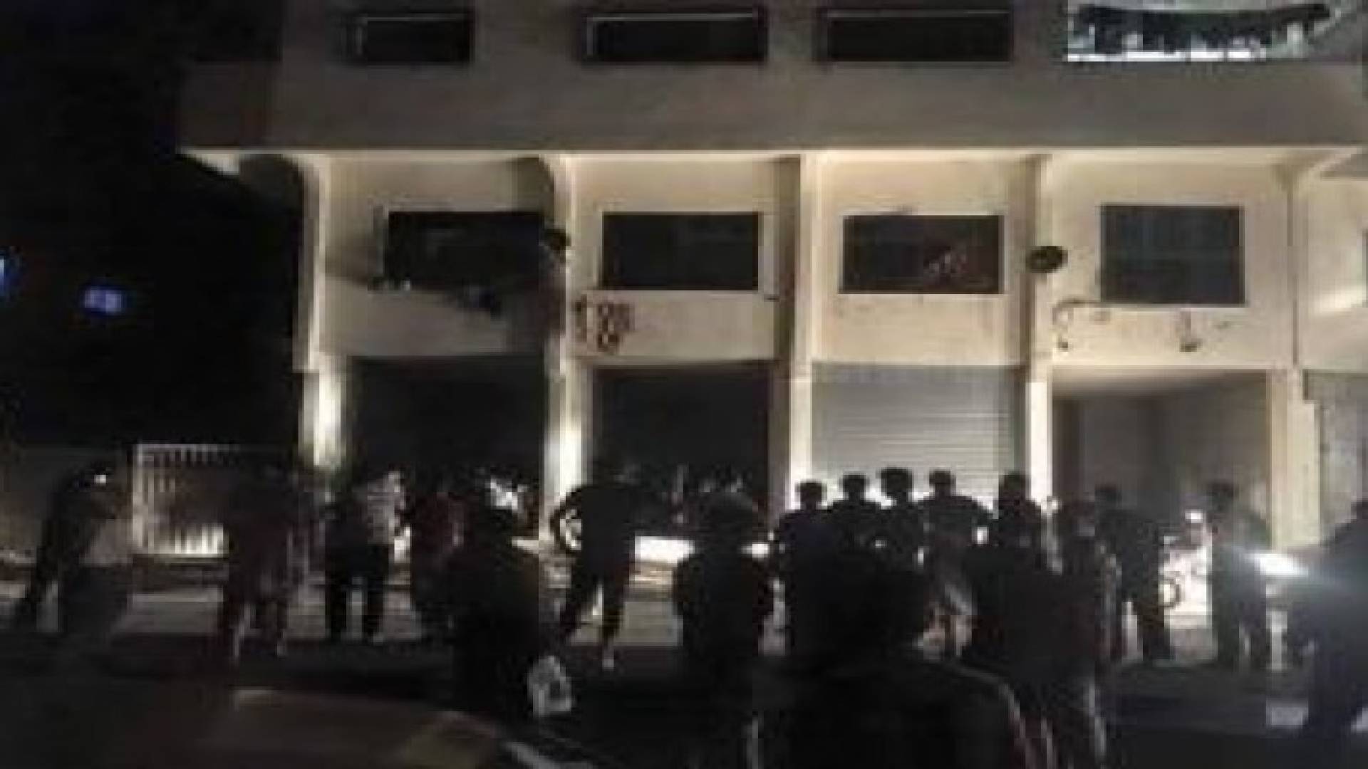 مجهولون يفجرون عبوة أسفل برج الاندلس شمال غزة
