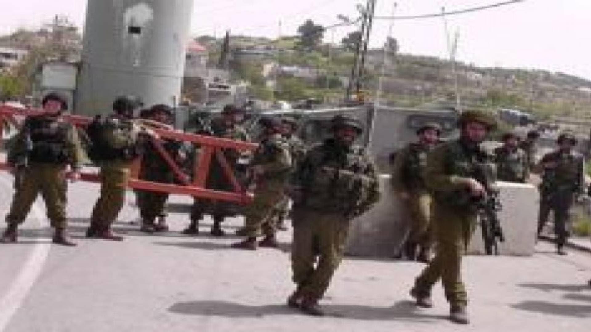 إغلاق قرى وتشديد على مداخل نابلس