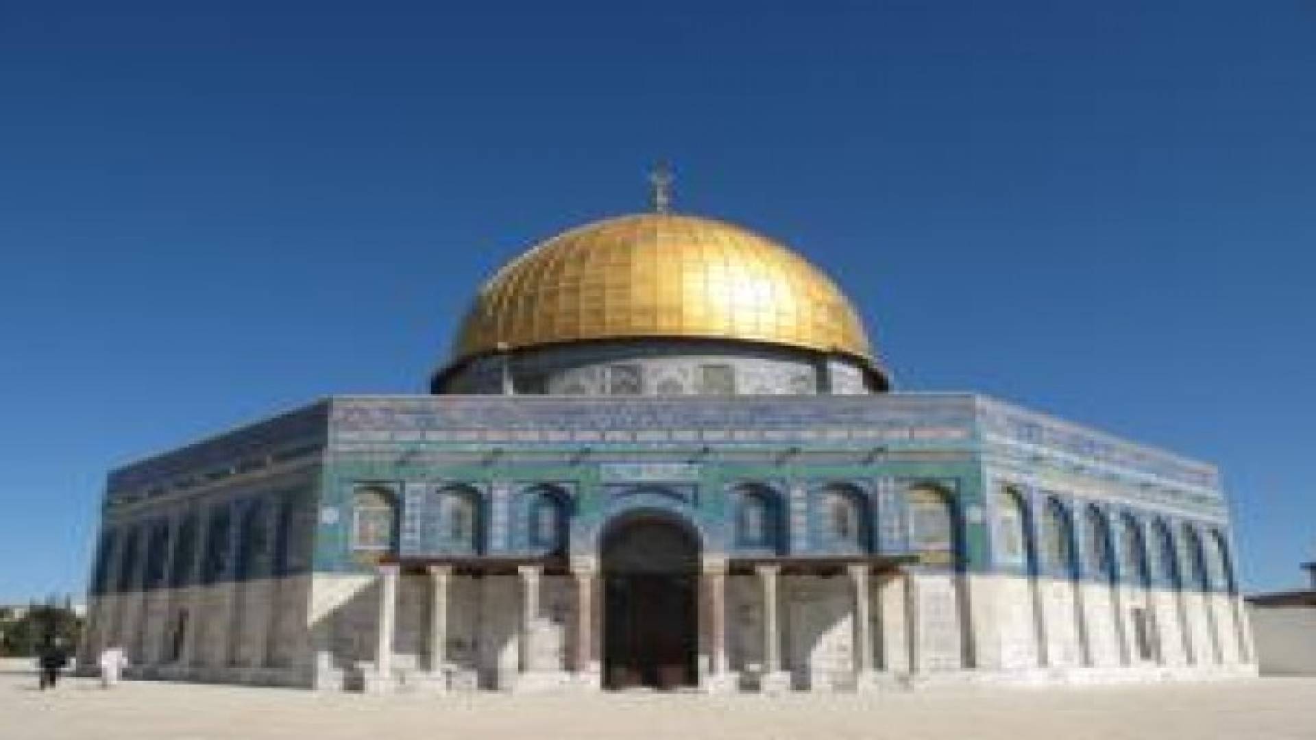داود أوغلو: الأقصى لنا إلى الأبد وليشهد الله على ذلك