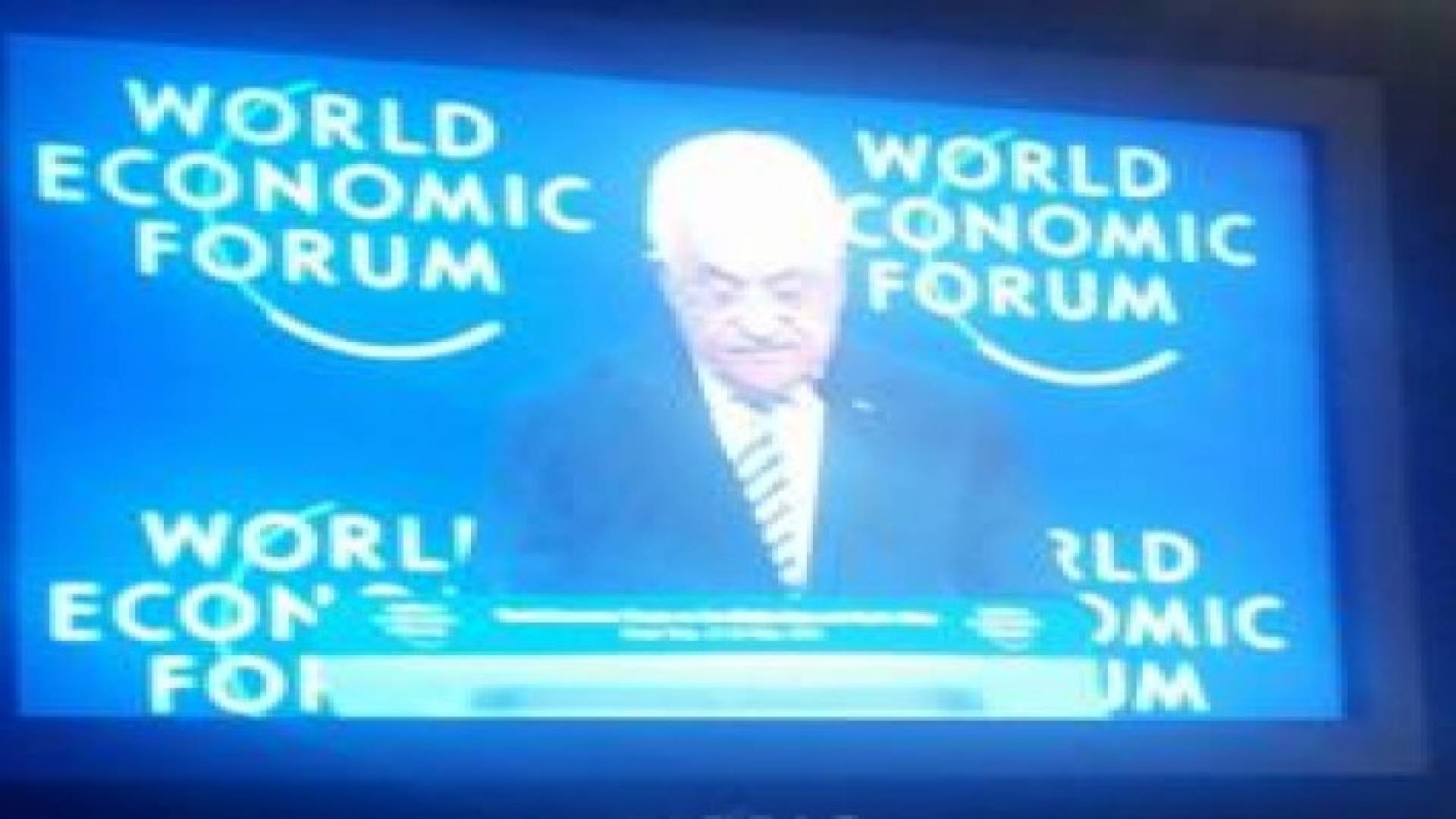 الرئيس الفلسطيني : الاردن يمثل موقعا متميزا لجذب الاستثمارات