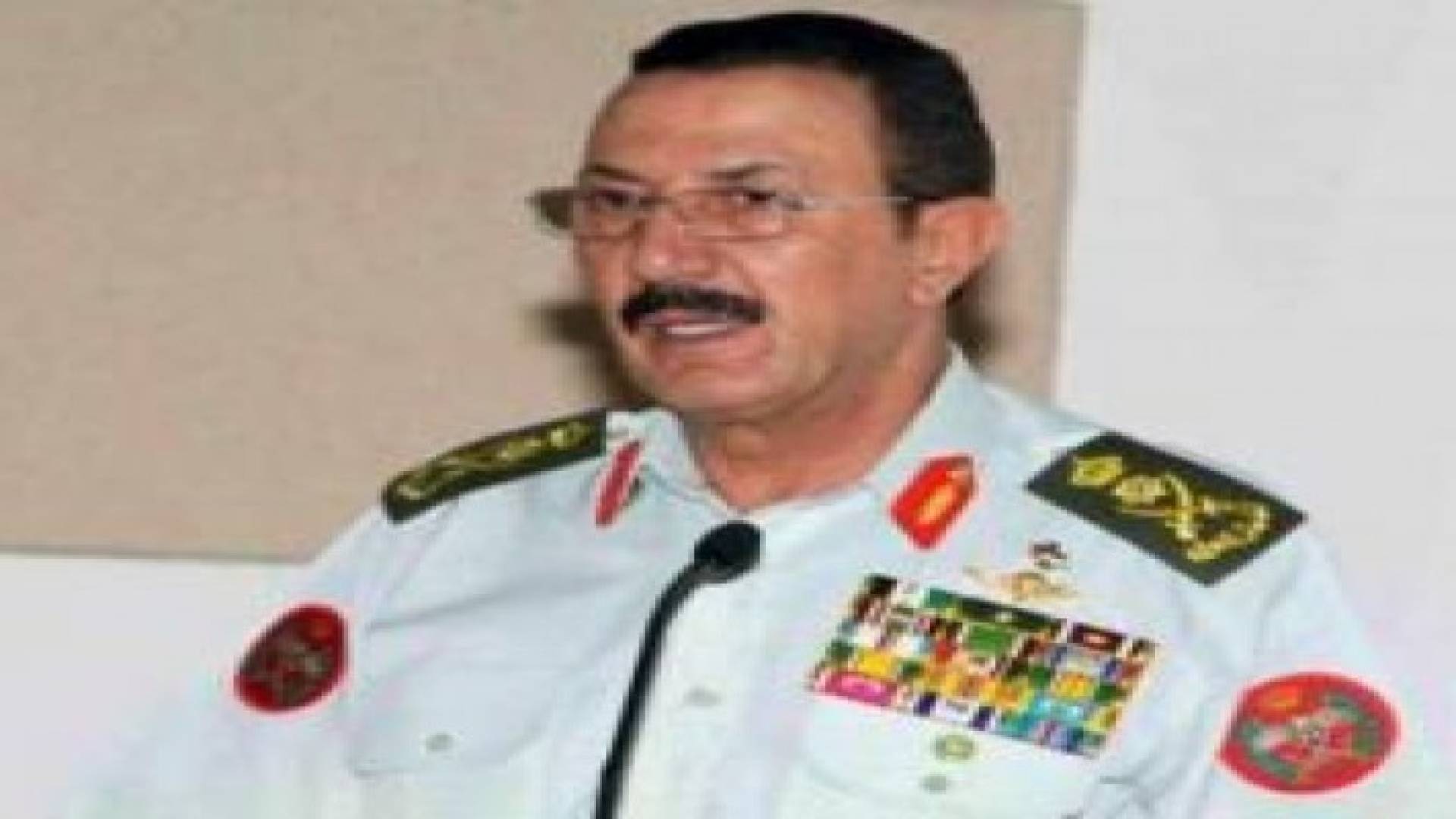 الزبن يصل الى القاهرة لبحث آخر ترتيبات القوة العربية المشتركة