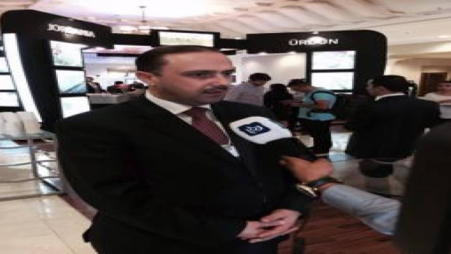 "المومني" يؤكد موقف الأردن الداعم لحل سياسي للأزمة السورية