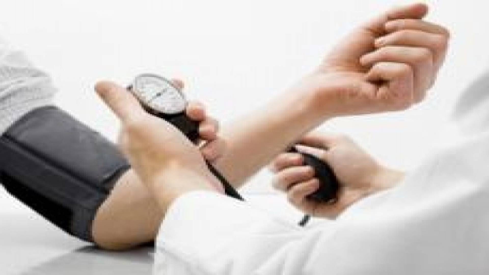 أطعمة تساعد في خفض ضغط الدم