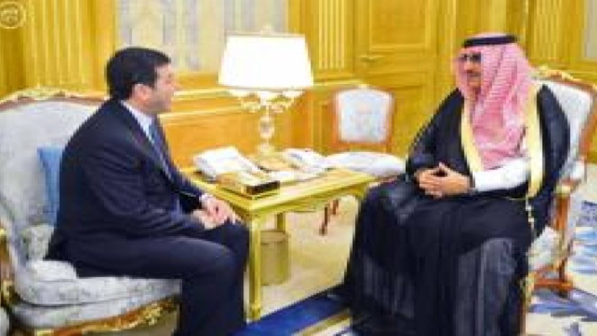 عوض الله ينقل رسالة شفوية من الملك لولي العهد السعودي