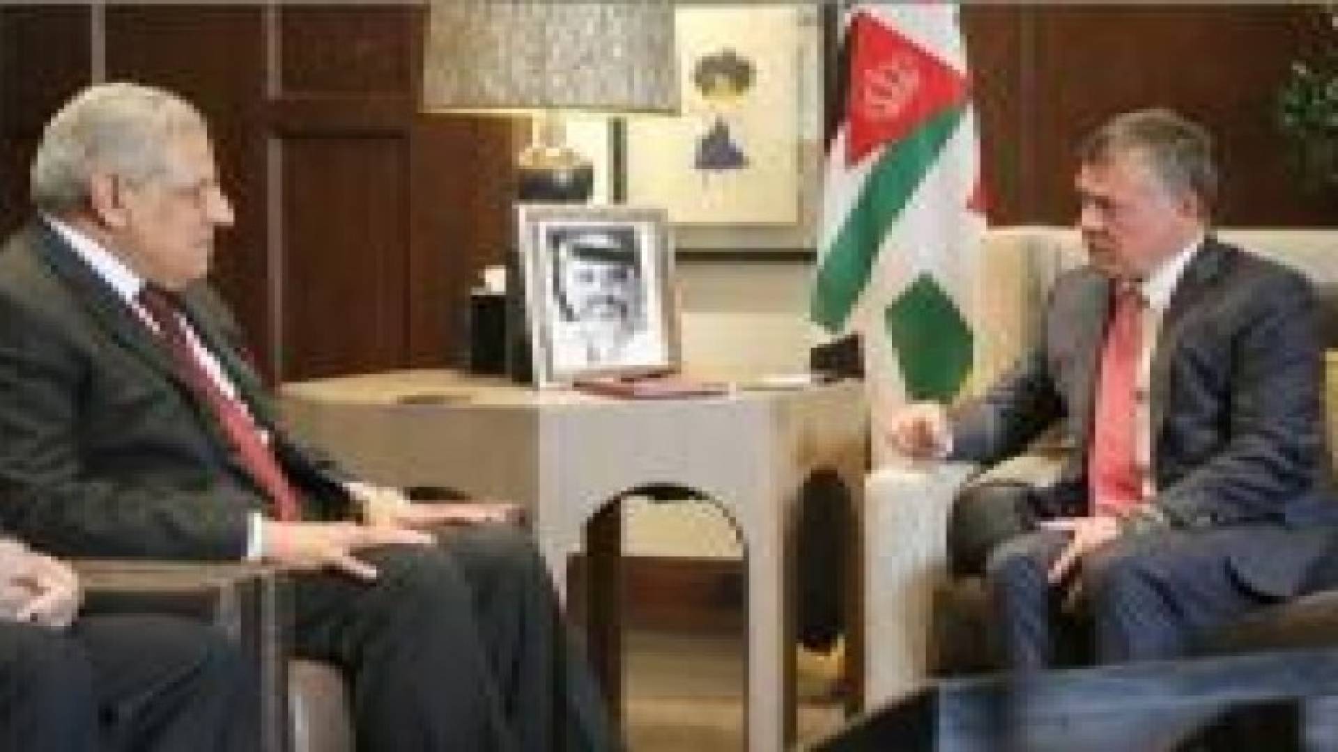 الملك يستقبل رئيس الوزراء المصري في قصر الحسينية