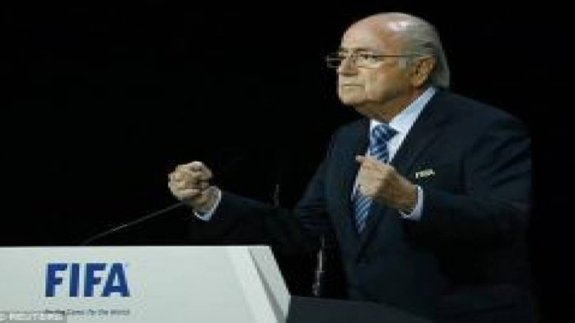 "بلاتر " رئيسا للفيفا بعد انسحاب الأمير علي