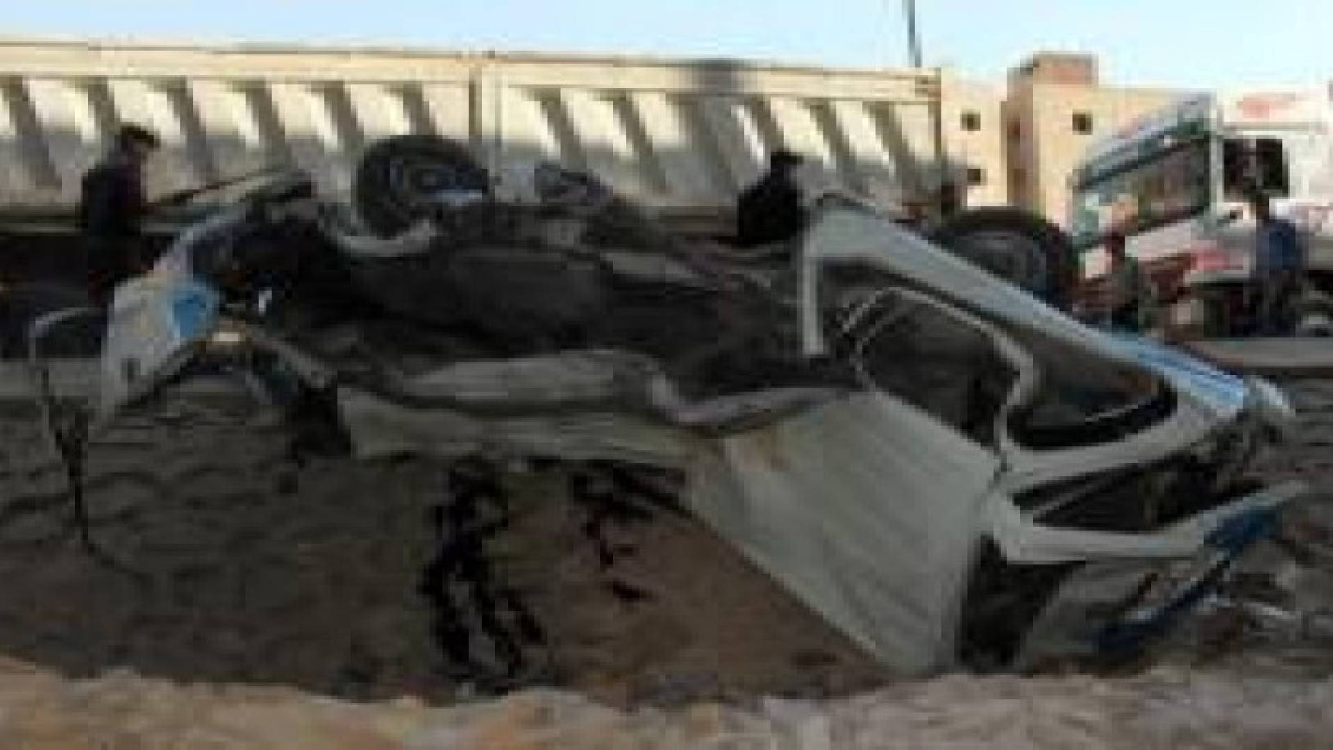 مصرع 16 بينهم 13 شرطيا في حادث تصادم ببني سويف المصرية