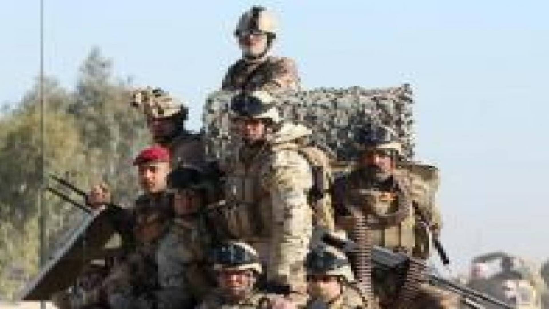 الدفاع العراقية: أغلقنا منافذ هرب مقاتلي "داعش" من الرمادي