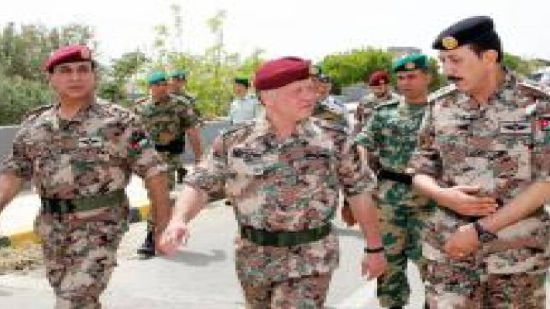 الملك للزبن: الحاجة تستدعي إعادة النظر بمنهجية التجنيد للضباط
