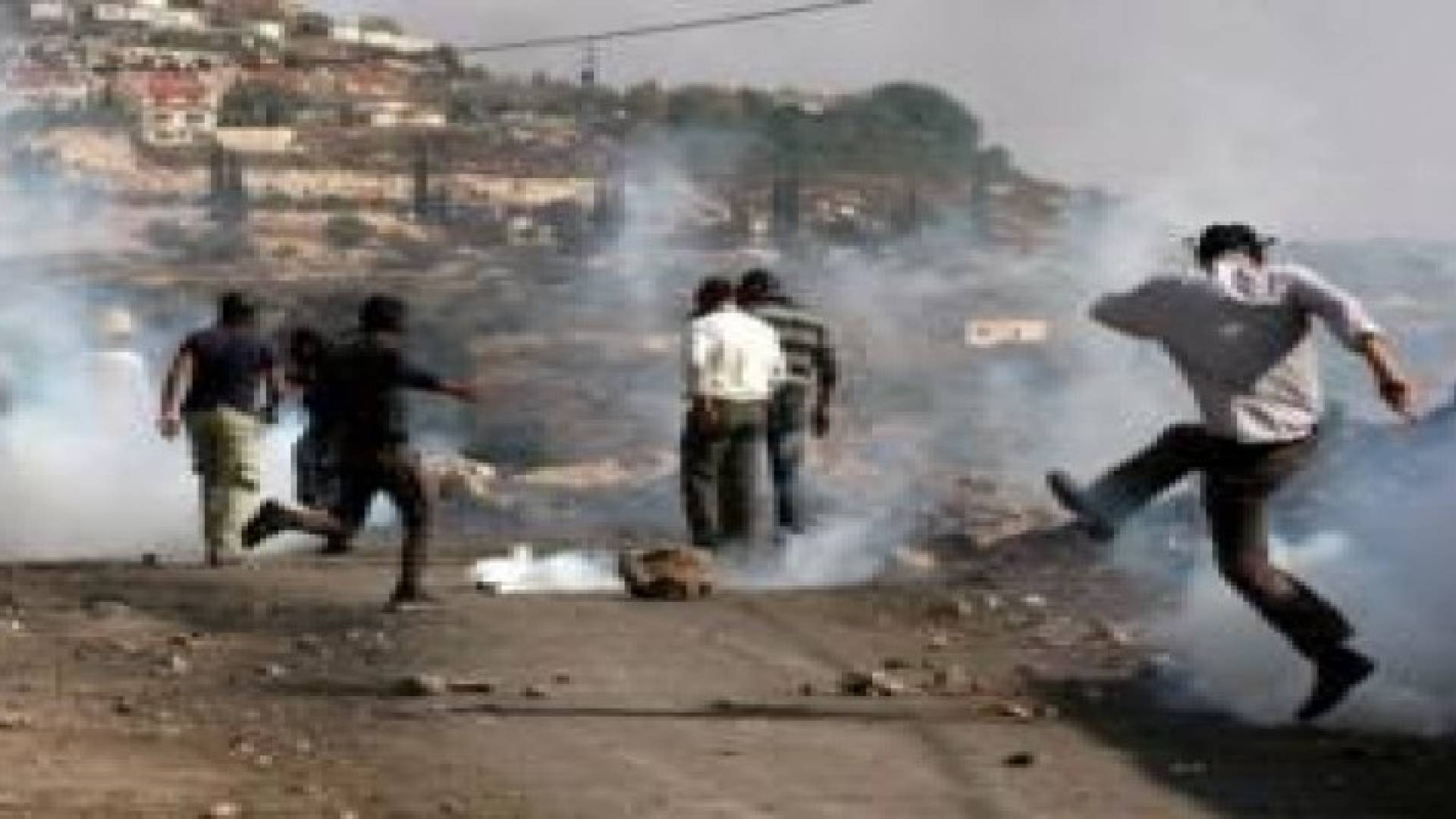 مواجهات ليلية مع الاحتلال في نابلس