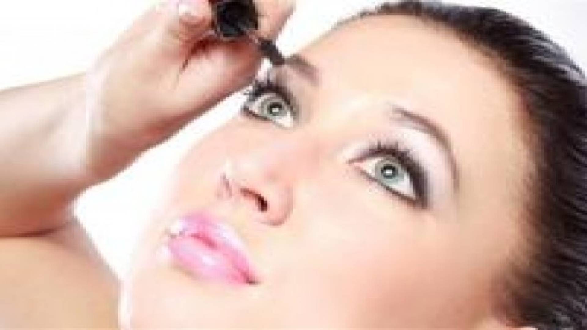 مستحضرات التجميل تحتوي على مواد مسرطنة