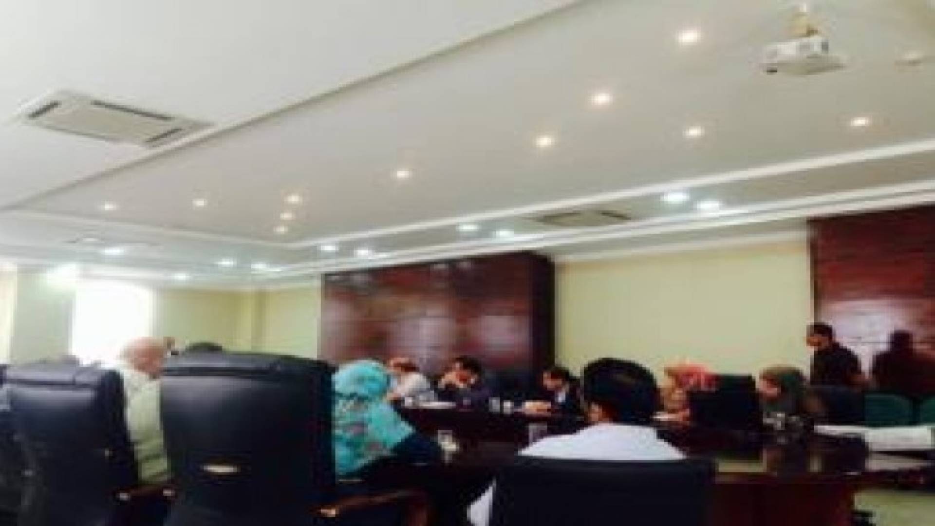 المجلسان الاستشاري والتنفيذي في البلقاء يعقدان اجتماعا لبحث البرنامج التنموي للمحافظة