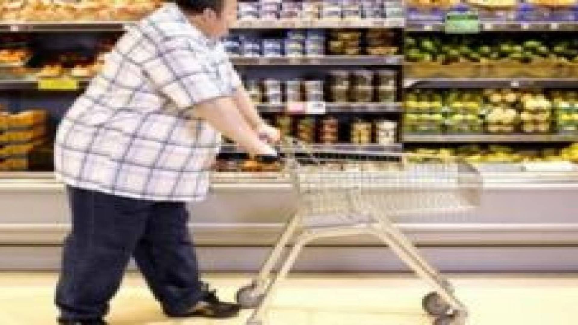 الزواج قبل التخرج من الجامعة يسبب السمنة