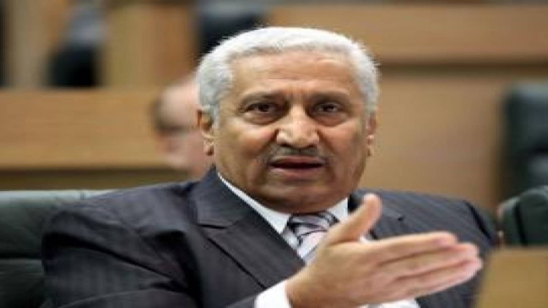 رئيس الوزراء يؤكد أهمية تعزيز التنسيق والتكاملية والتشاركية في عمل الاجهزة الامنية