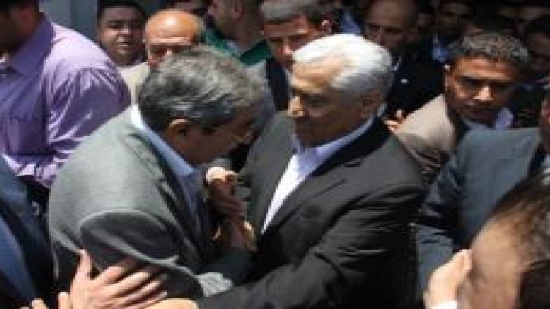النسور يفتتح مسجد "بر الوالدين" في منطقة زي في السلط