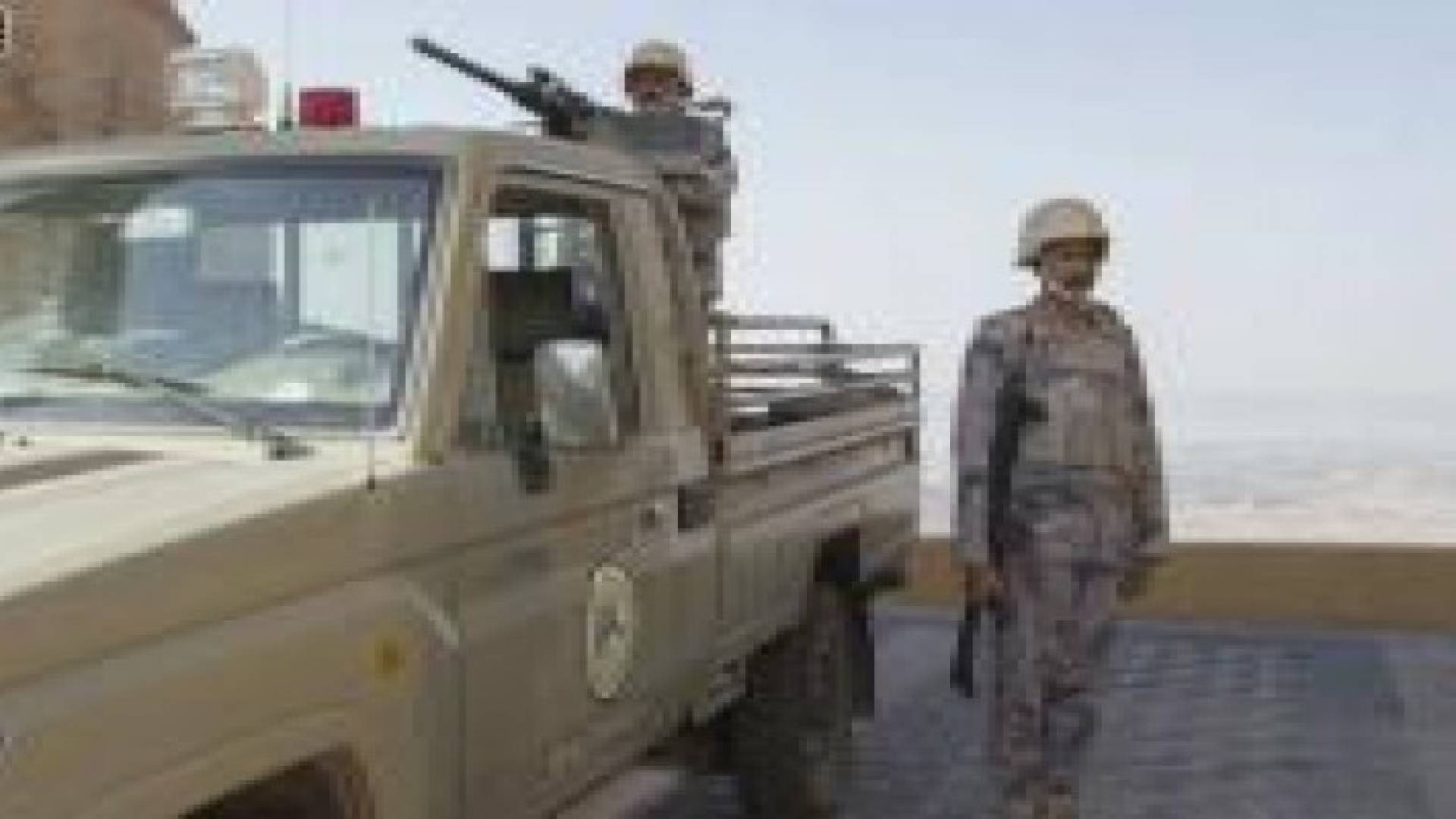 مقتل جنديين سعوديين في قصف على الحدود مع اليمن