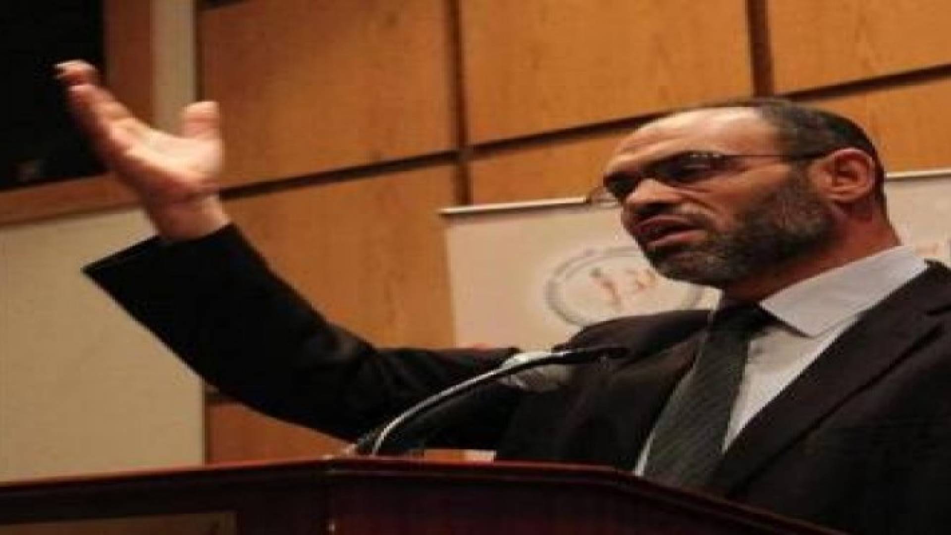 نقيب المعلمين مهاجما التربية ووزيرها: تسريب الأسئلة كارثة تتحملون مسؤوليتها