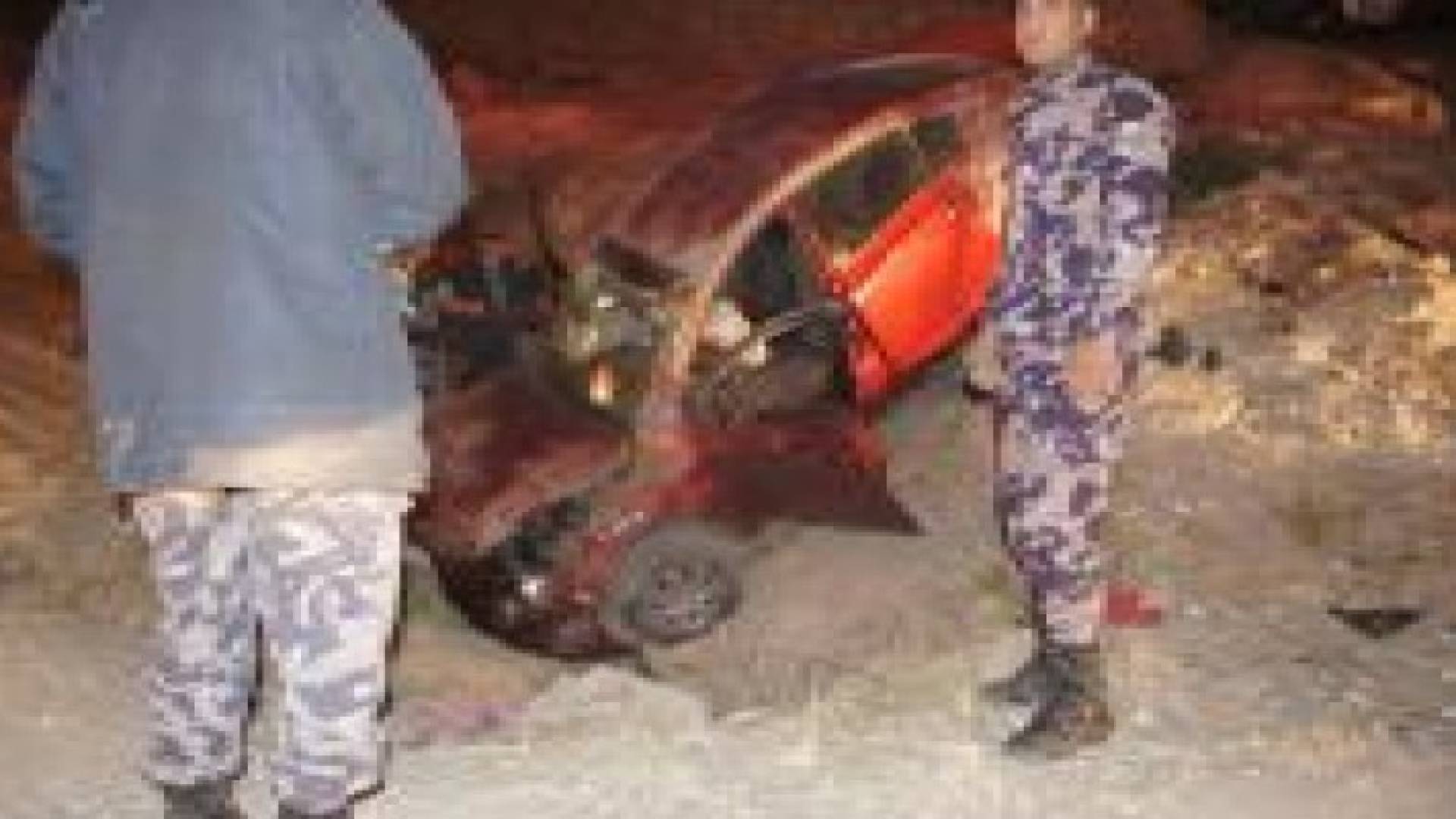 اصابة شخص اثر تدهور سيارة على طريق المطار