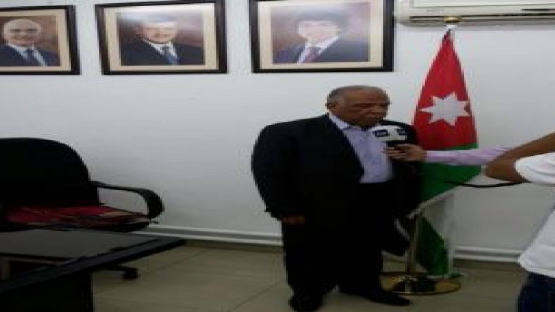 تطبيق نظام الرصد الالكتروني للامراض الساريه وغير السارية في مديرية صحة البلقاء