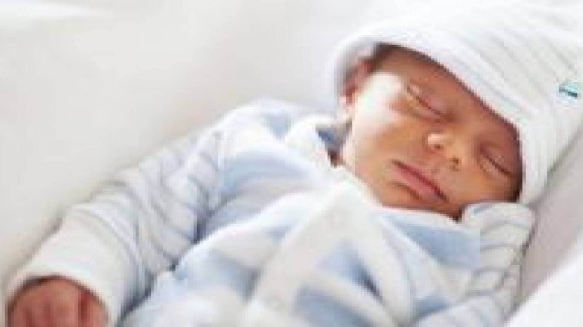 ‫تدابير لحماية الرضع من خطر الموت المفاجئ‬