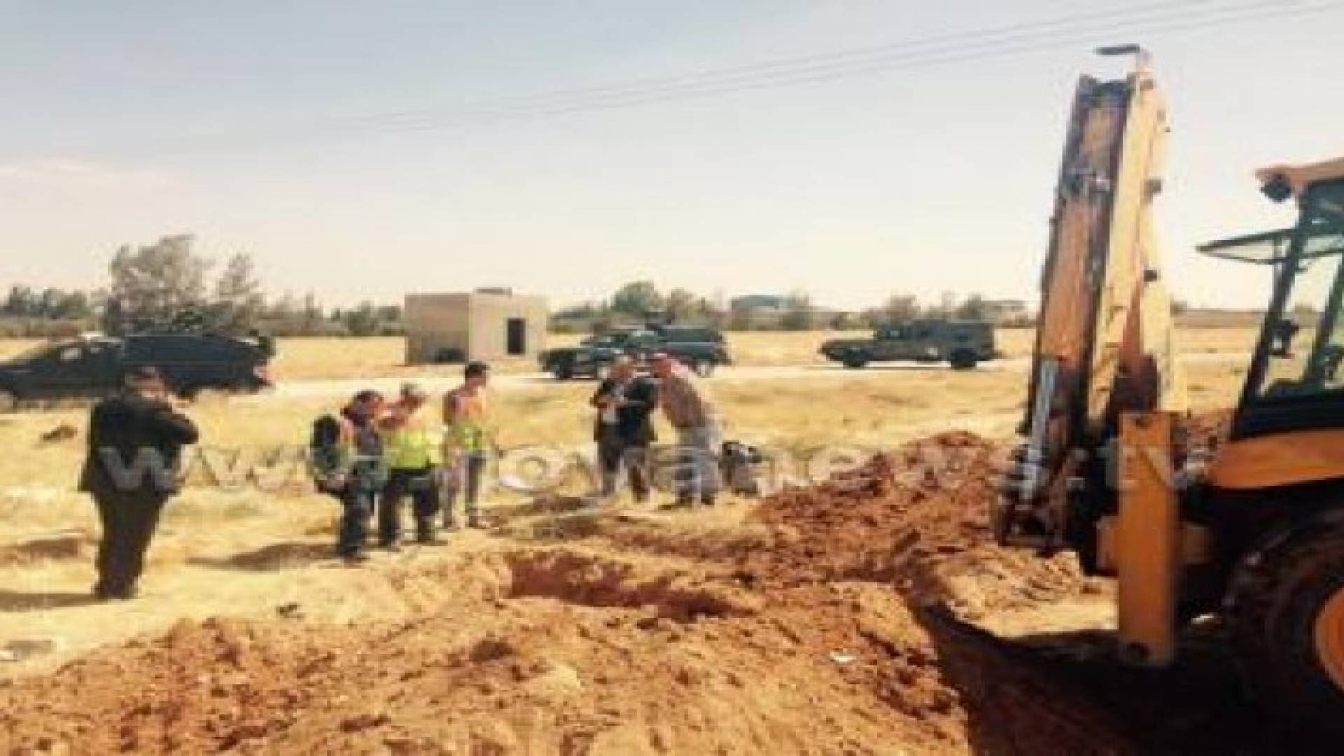 فيديو وصور .. حملة على اعتداءات وخطوط المياه المخالفة في الجيزة