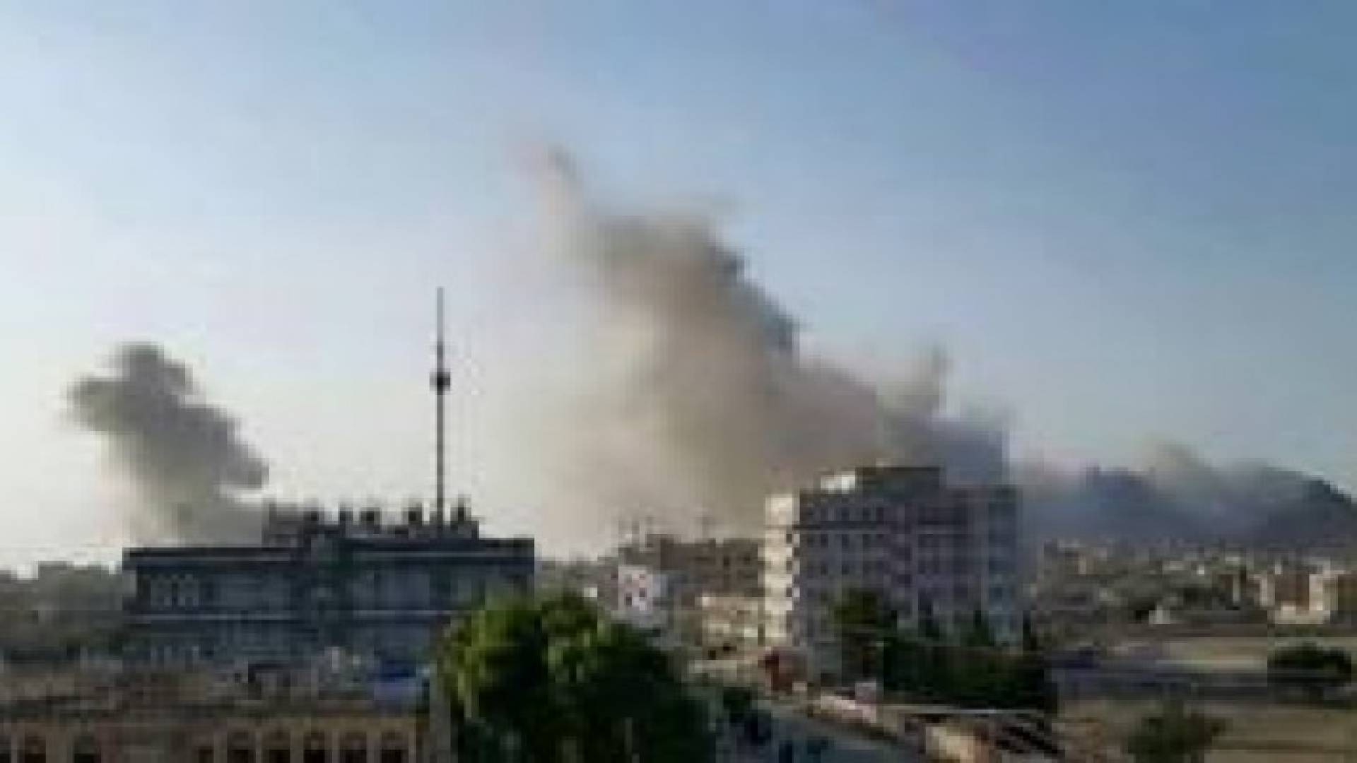 غارات على مواقع للمتمردين بصنعاء ومأرب