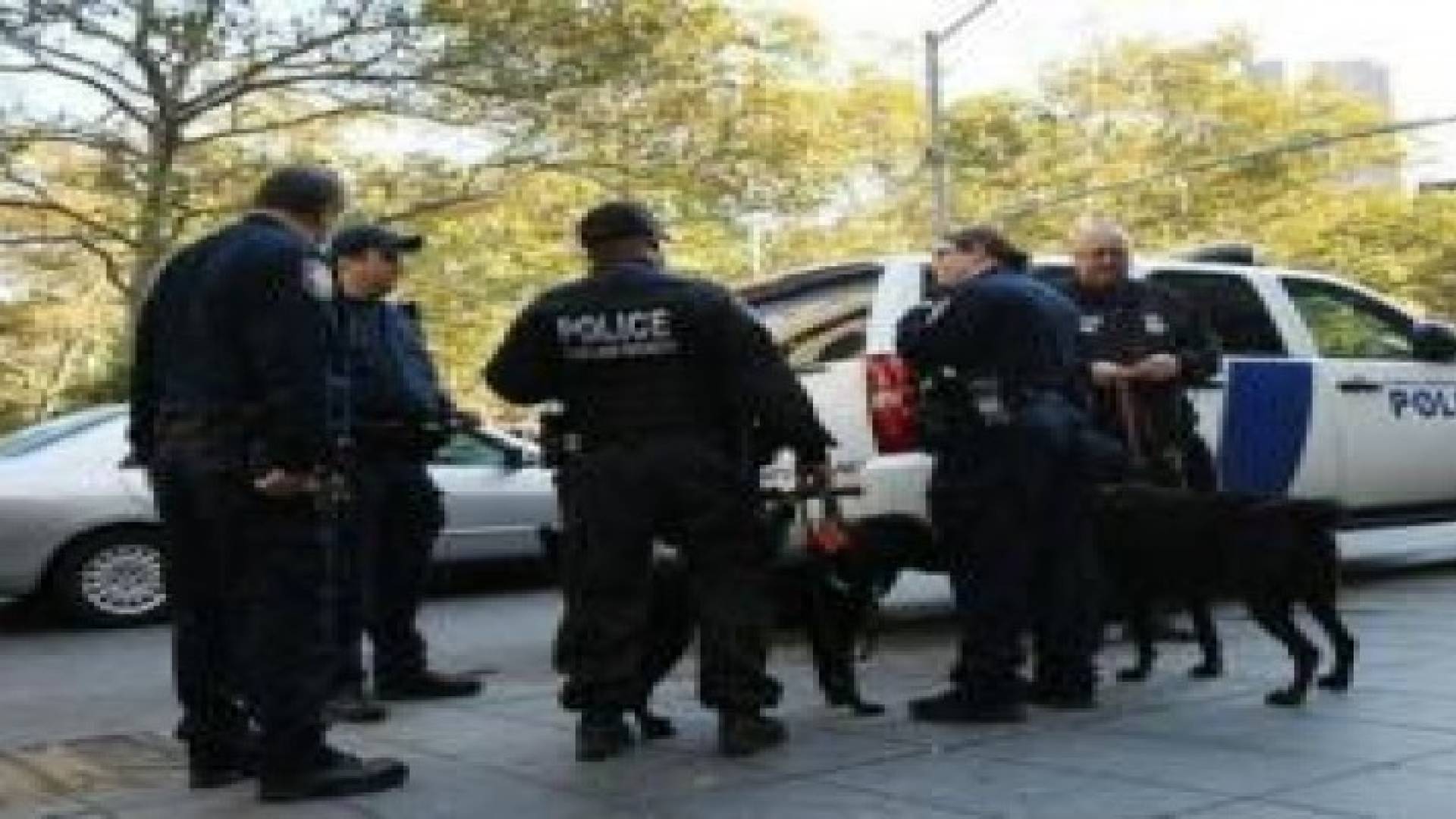 امريكا: اكتشاف متفجرات قرب مقر شرطة دالاس بعد اطلاق النار عليه