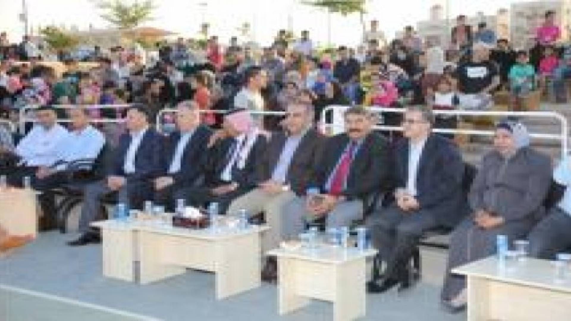 اسدال الستارة على فعاليات " ارفع راسك امنا عمان " بحدائق الملك عبدالله الثاني في المقابلين