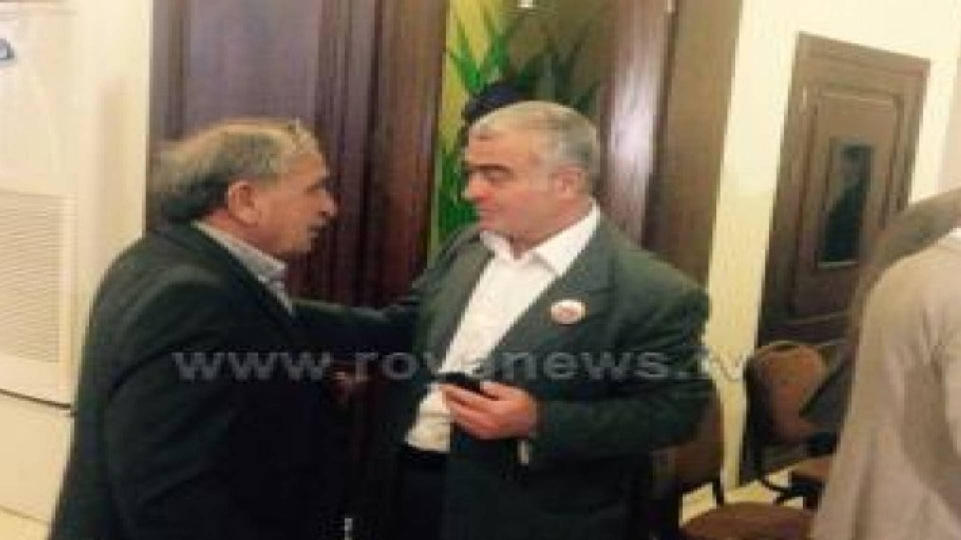 بالصور: مراسم عزاء وزير الخارجية العراقي الأسبق طارق عزيز