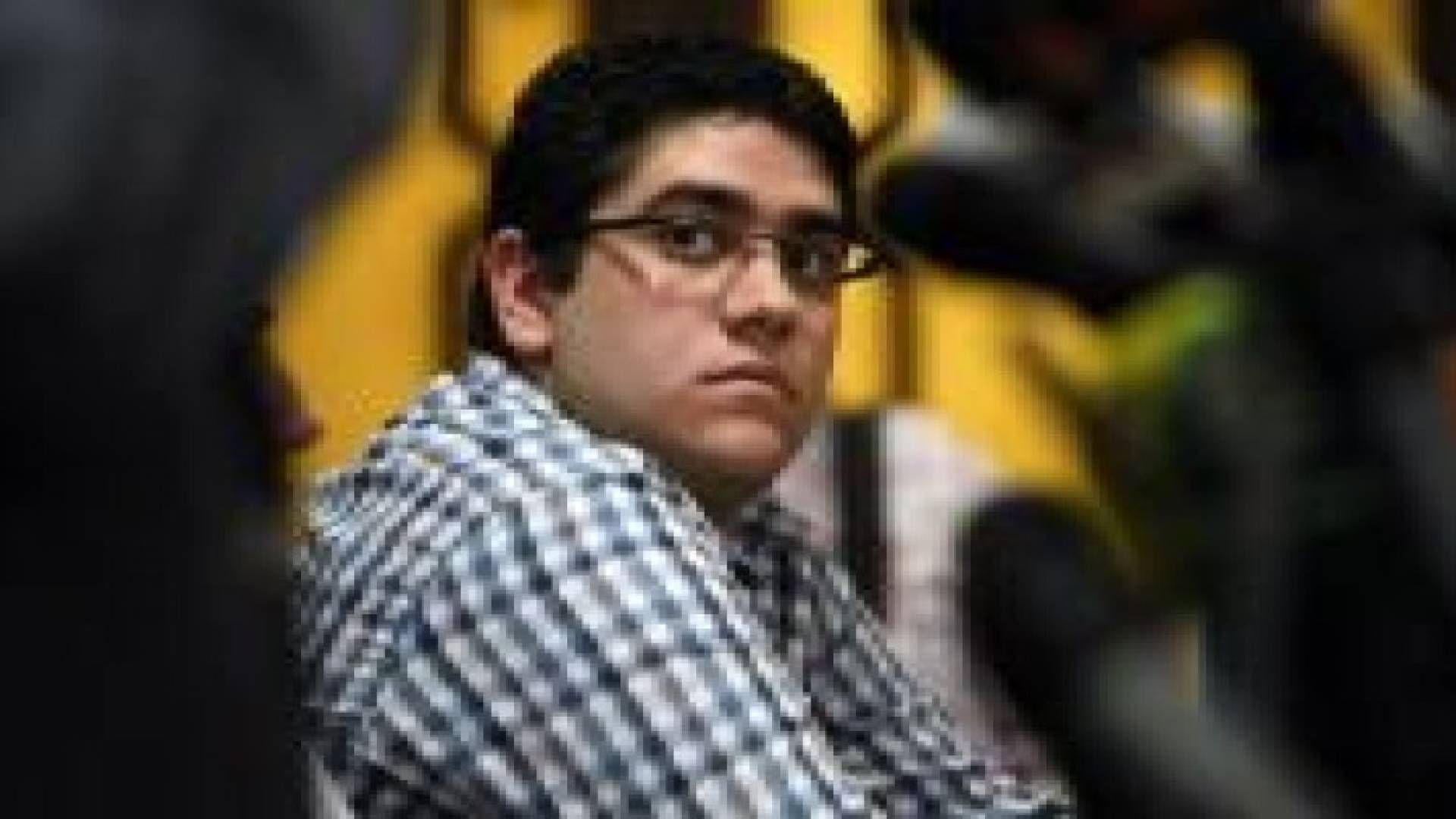 محكمة النقض ترفض طعن نجل “مرسي” وتؤيد حبسه عاما لتعاطيه المخدرات