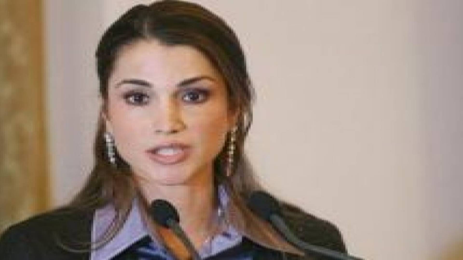 الملكة تشارك بورشة عمل عن مستقبل تكنولوجيا المعلومات والاتصالات بالتعليم